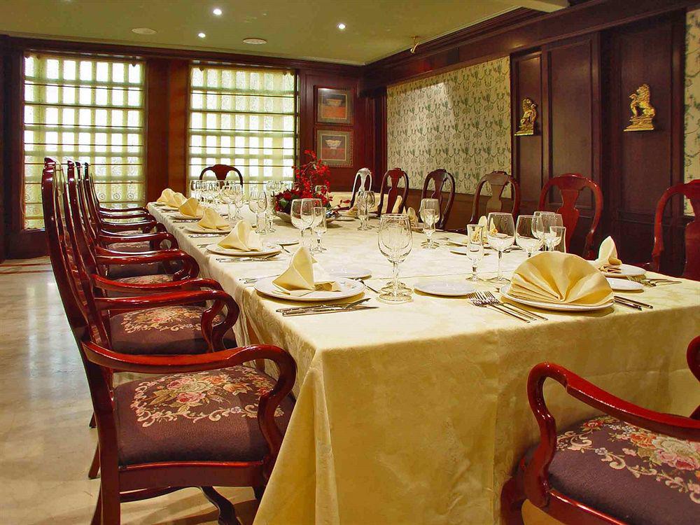 雷斯雷耶斯卡多丽克斯酒店 Burgo 餐厅 照片